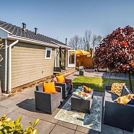 3 Bedroom Pet Friendly Home In Tzummarum Zewnętrze zdjęcie